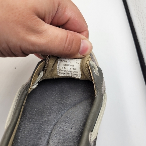 Sperry Top-Sider Womens 5M Angelfish 2-Eye Boat Shoes Sparkle Grey - Picture 9 of 9